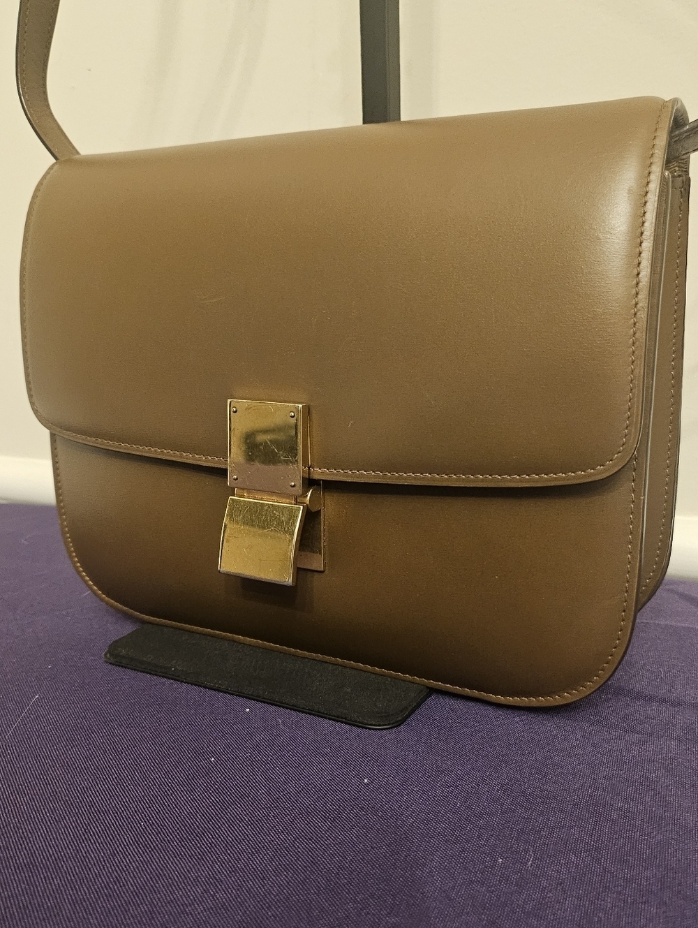 Vintage Celine Classic Box Bag Brown Smooth Calfskin Gold Hardware Crossbody - Picture 2 of 16